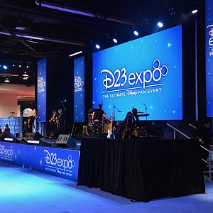 Disney-D23-2017-Expo-Floor-15