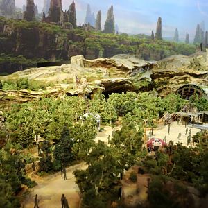 Star-Wars-Land-007