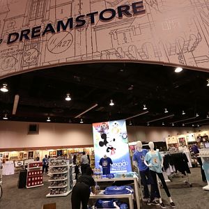 D23Expo-Merchandise-010