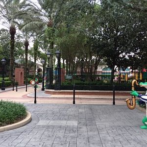 Walking Around POFQ 2017 4