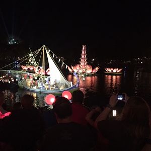 RIver Of Light Show - AK 09-05-2017