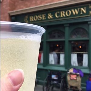 Pear Cider From Rose & Crown In UK - Epcot 09-09-2017