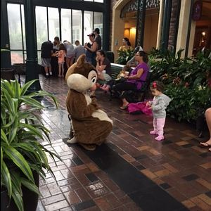 Chip & Dale In Lobby 4 - POFQ 09-10-17