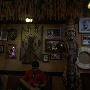 Trader Sams 4 - Polynesian 09-12-2017