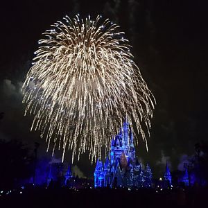 Magic Kingdom Christmas 2017