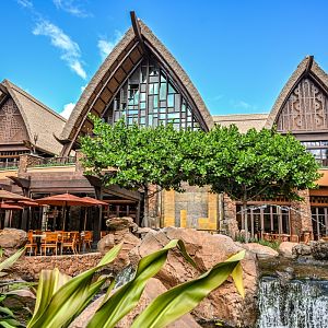 Aulani-Resort-001