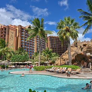 Aulani-Resort-008