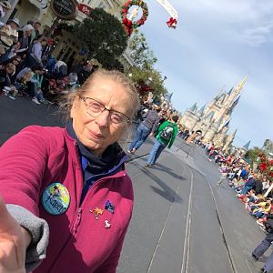 Pre Parade Not Quite Selfie 1_MK_Disney 2018