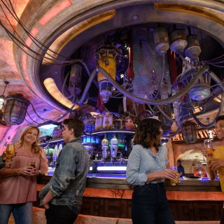 SWGE_Cantina_Interior_RH8_5069.jpg