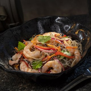 SWGE_Yobshrimp_Noodle_Salad_at_Docking_Bay_7_0214ZR_0306DR_jrod.jpg