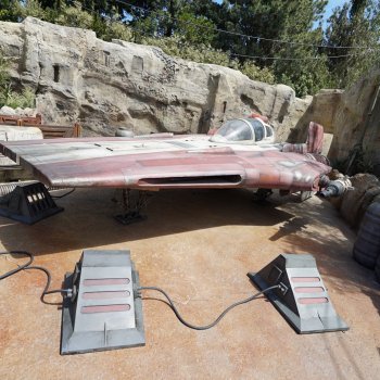 Star Wars Galaxy's Edge 018.jpg