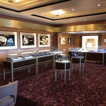 Media 'crown-jewelry.jpg' in category 'Disney Magic Cruise Ship'