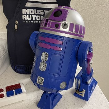 R2-UV.jpeg