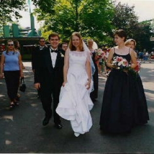 Wedding party at Kennywood