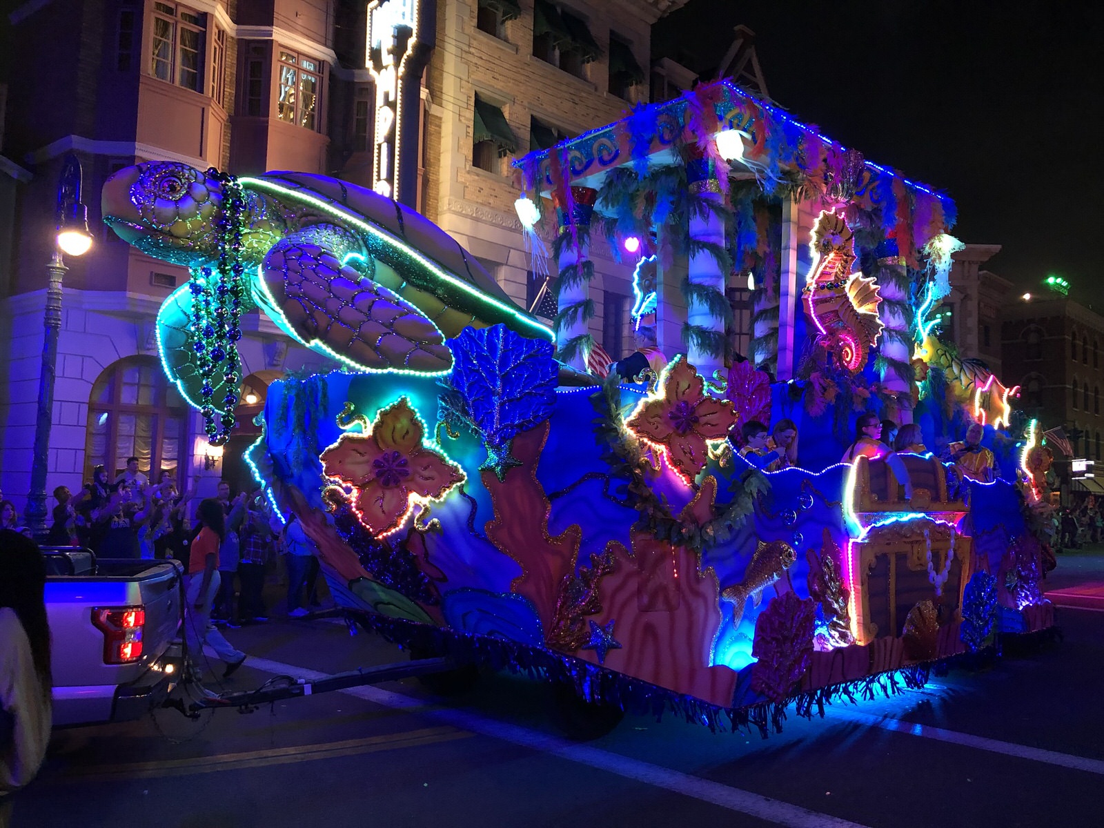 016-mardi-gras-parade-2019