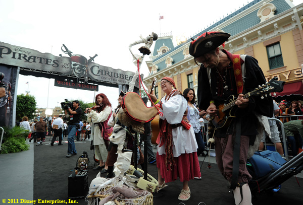 09_113815443JF089_World_Premie