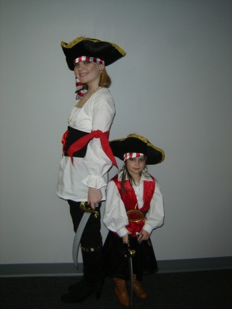 12-8-2004_3_-07_338_x_450_girls_pirates