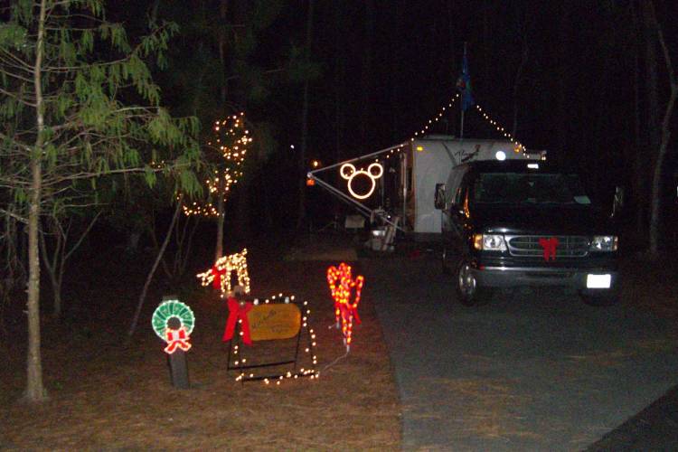 17_Dec_2007_FW_Trailer_Xmas_Lights_CIMG0026_small
