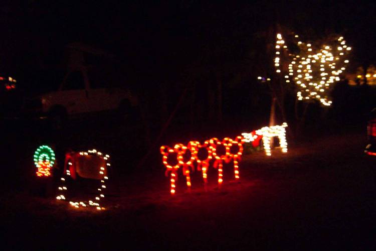 17_Dec_2007_FW_Trailer_Xmas_Lights_CIMG0028_small