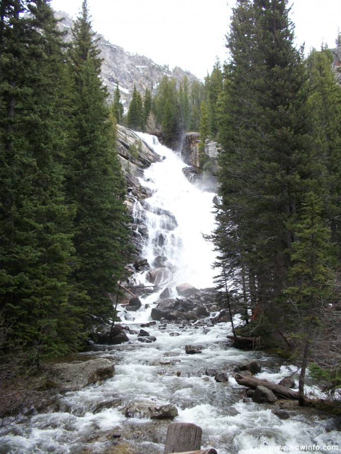 2-Hidden-Falls-029