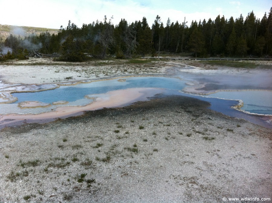 2-Upper-Geyser-Basin-015