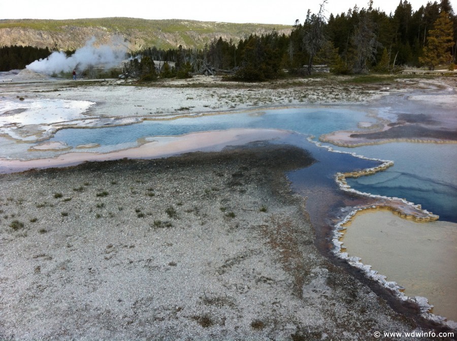 2-Upper-Geyser-Basin-018