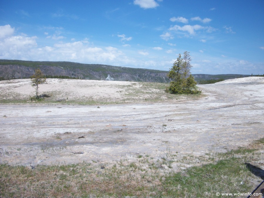 2-Upper-Geyser-Basin-044