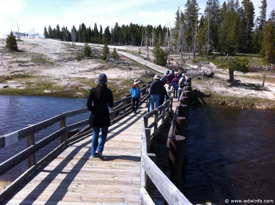 2-Upper-Geyser-Basin-047