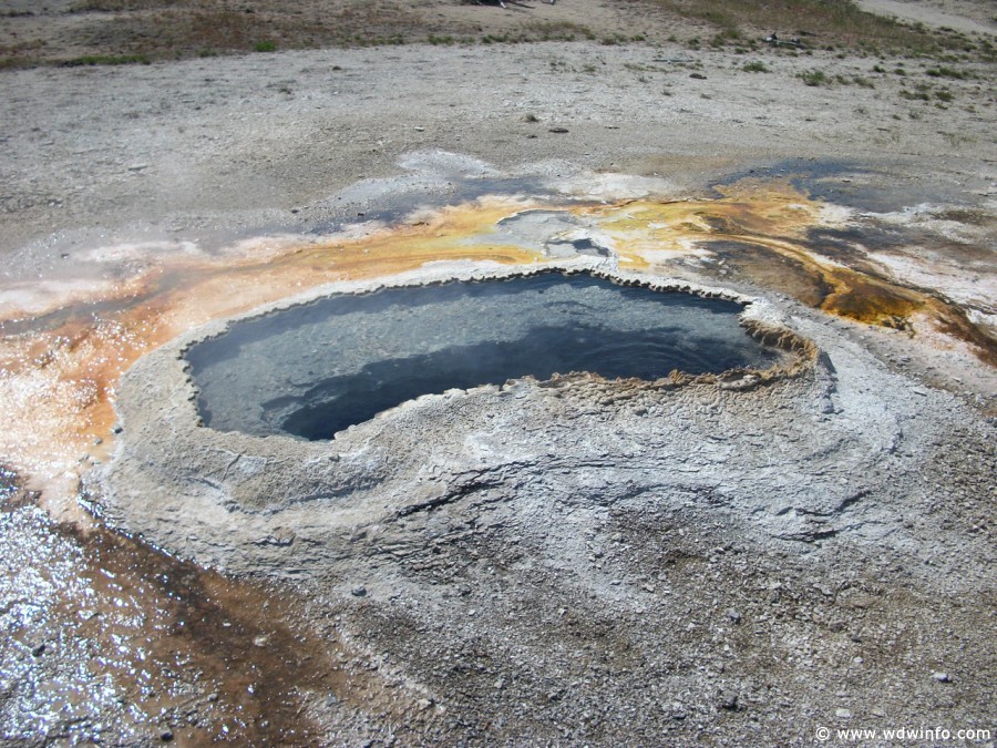 2-Upper-Geyser-Basin-070