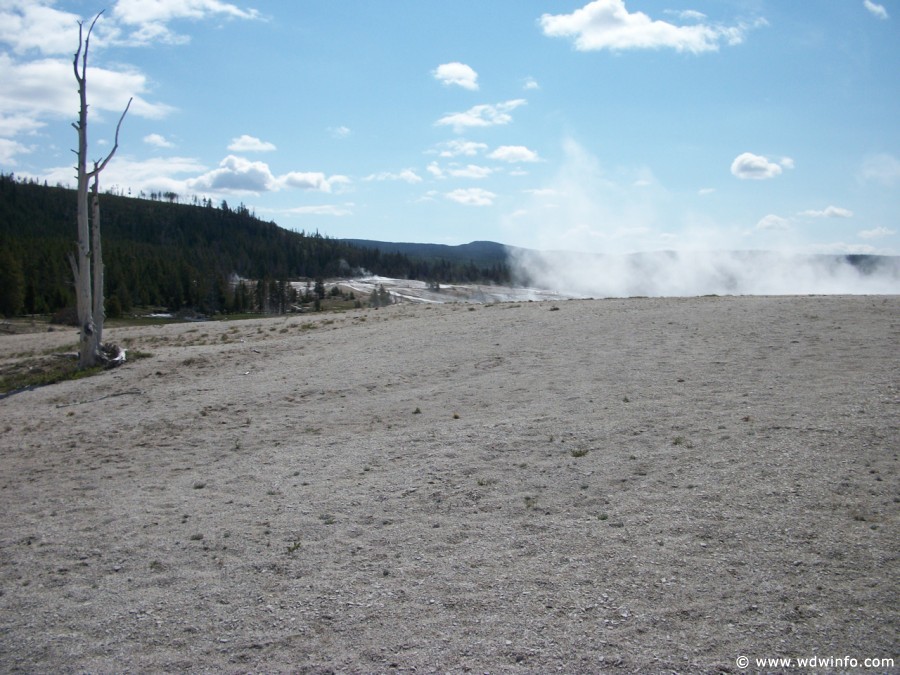 2-Upper-Geyser-Basin-082