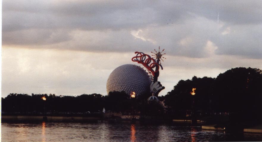 2000-EPCOT_sign