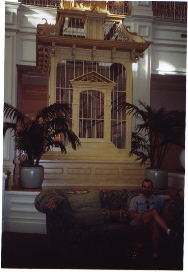 2004-GF_lobby