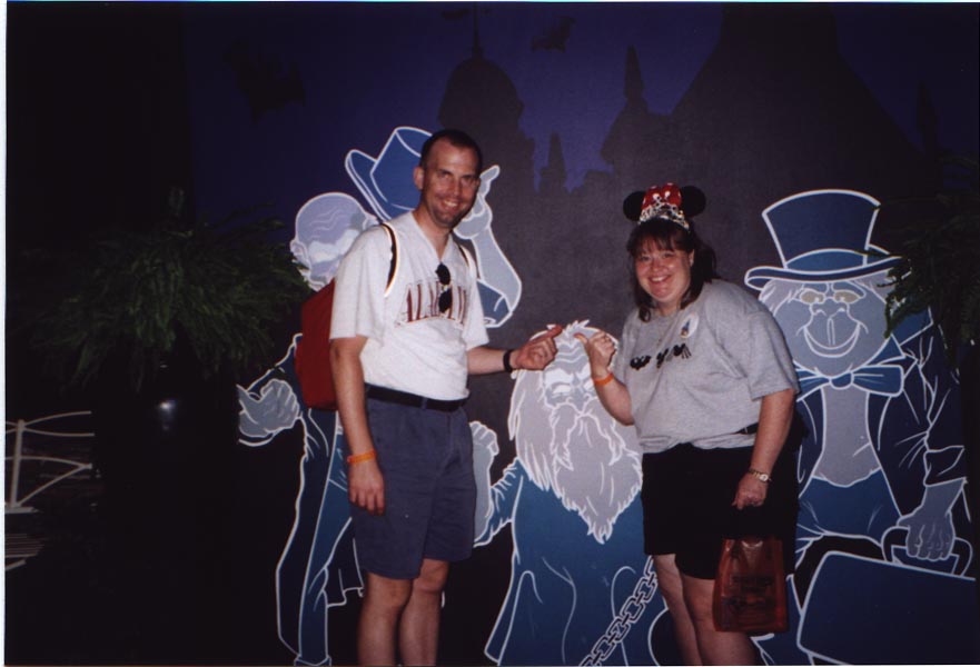 2004-MNSSHP_Hitchhiking_ghosts