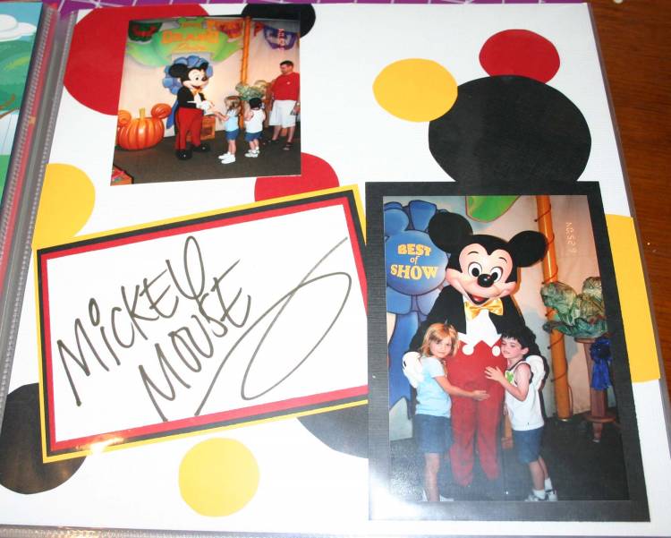 2004_mickey