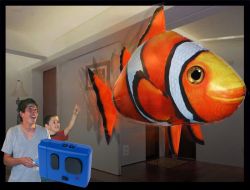 250x190-images-stories-airswimmers-clownfish-lg