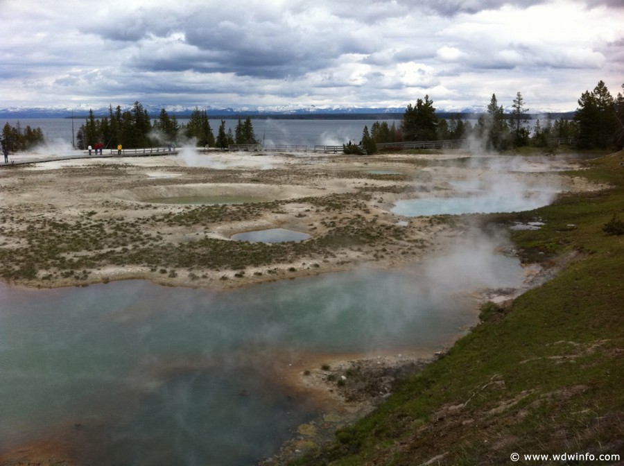 4-West-Thumb-Geyser-Basin-006