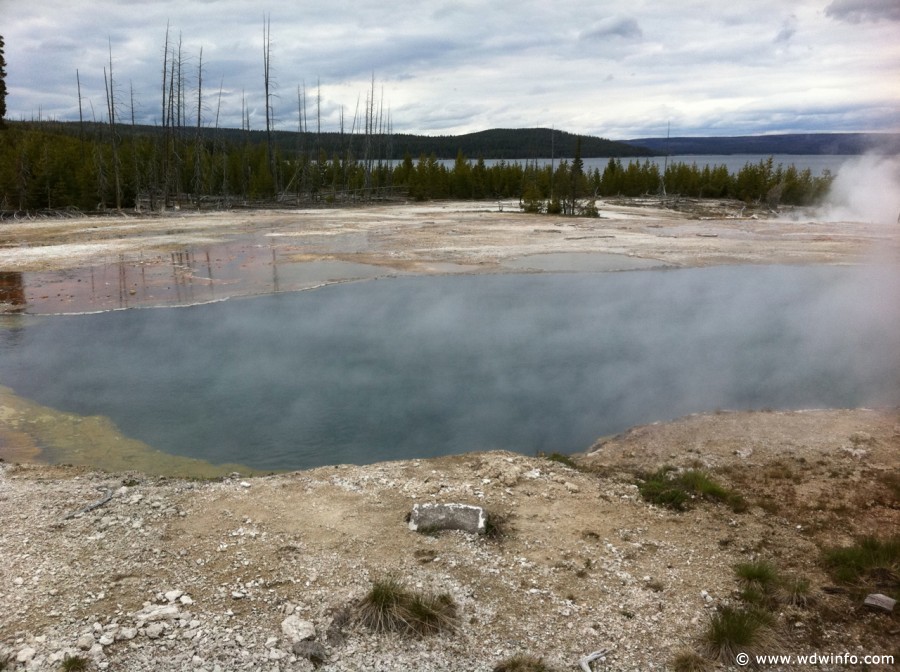 4-West-Thumb-Geyser-Basin-016