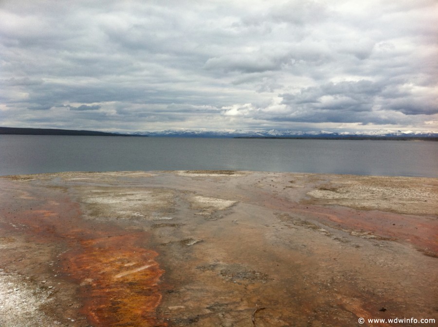 4-West-Thumb-Geyser-Basin-017