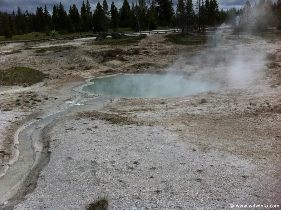 4-West-Thumb-Geyser-Basin-025