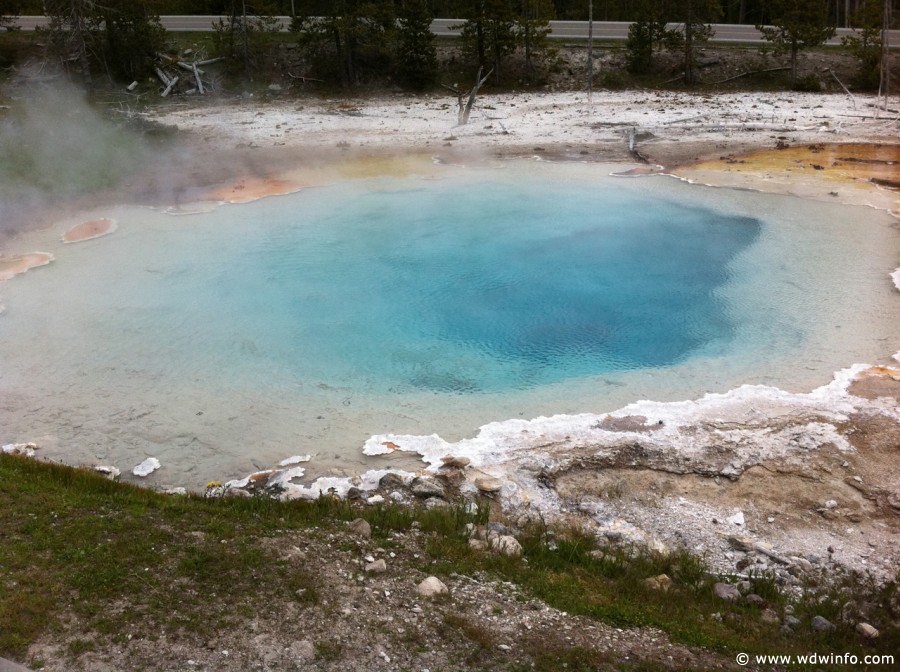 6-Lower-Geyser-Basin-004