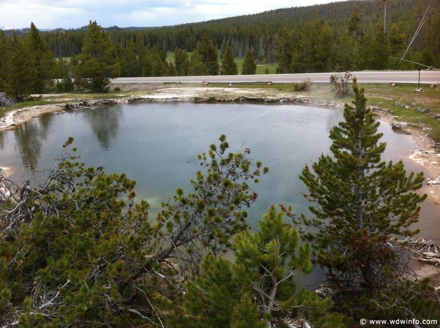 6-Lower-Geyser-Basin-010