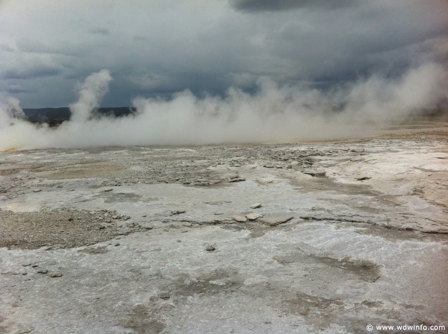 6-Lower-Geyser-Basin-013