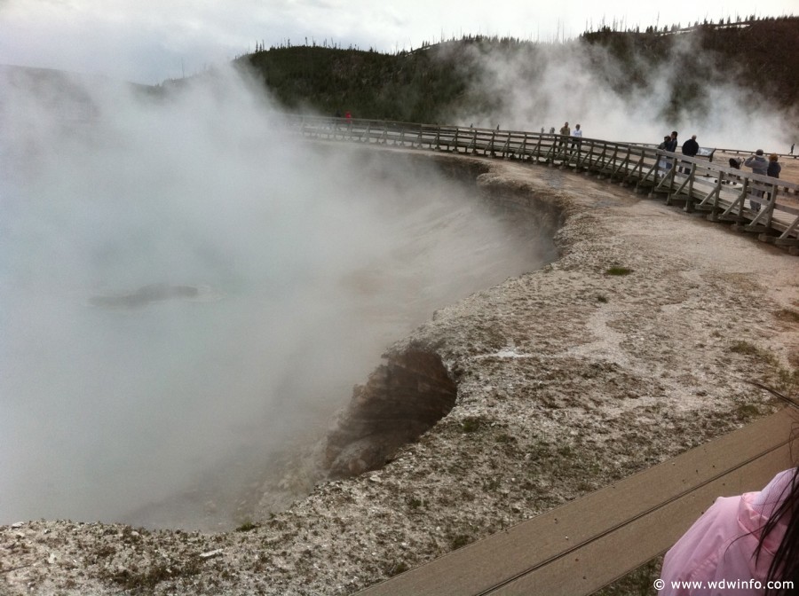 7-Grand-Prismatic-Spring-004