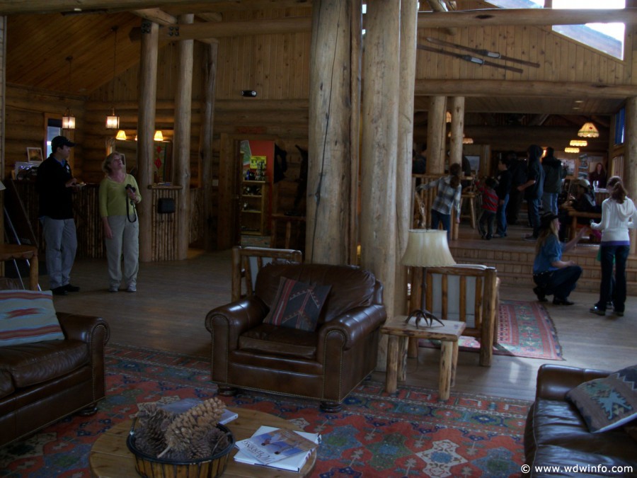 8-Brooks-Lake-Lodge-010
