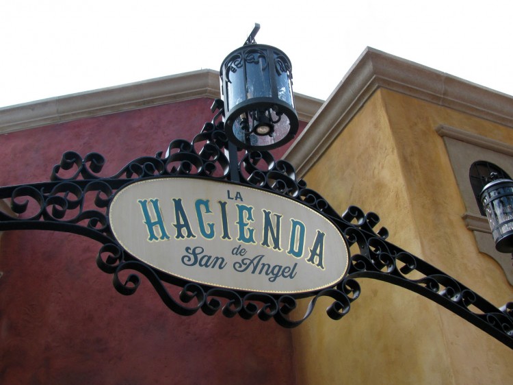 9-10_WDW_275