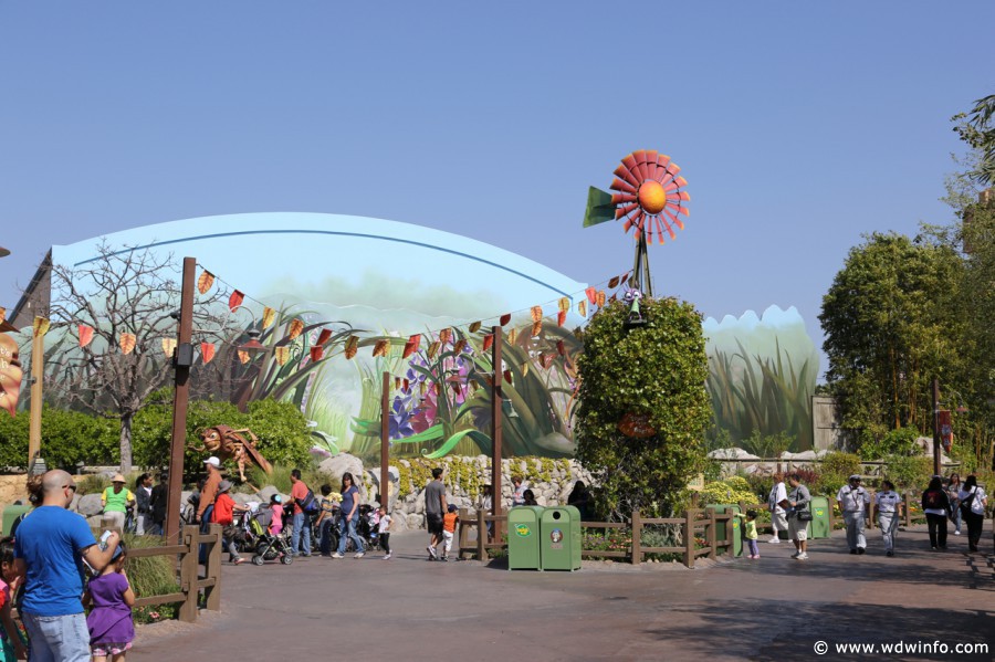 a-bugs-land-0002