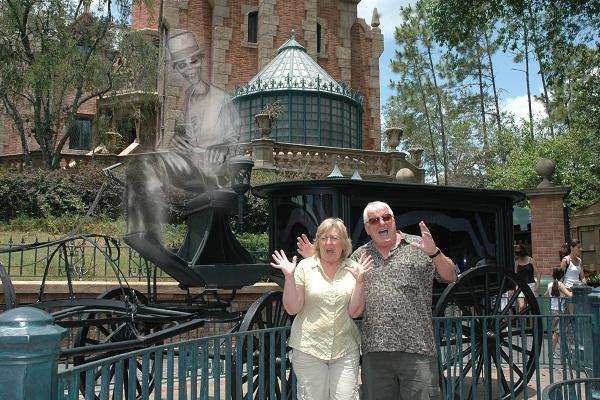 A Ghost   RUN  !!!