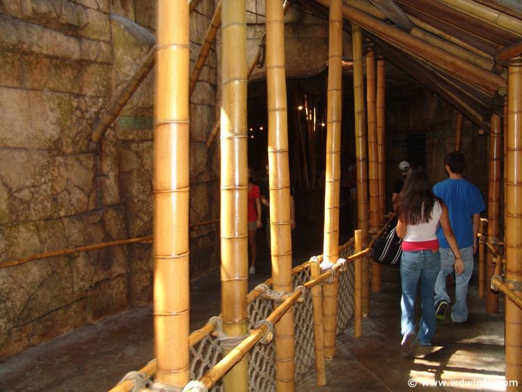 Adventureland-17