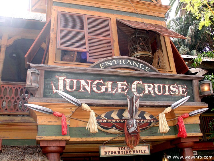 Adventureland_-_Jungle_Cruise_00