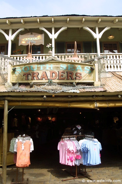 Adventureland_-_Shops_03